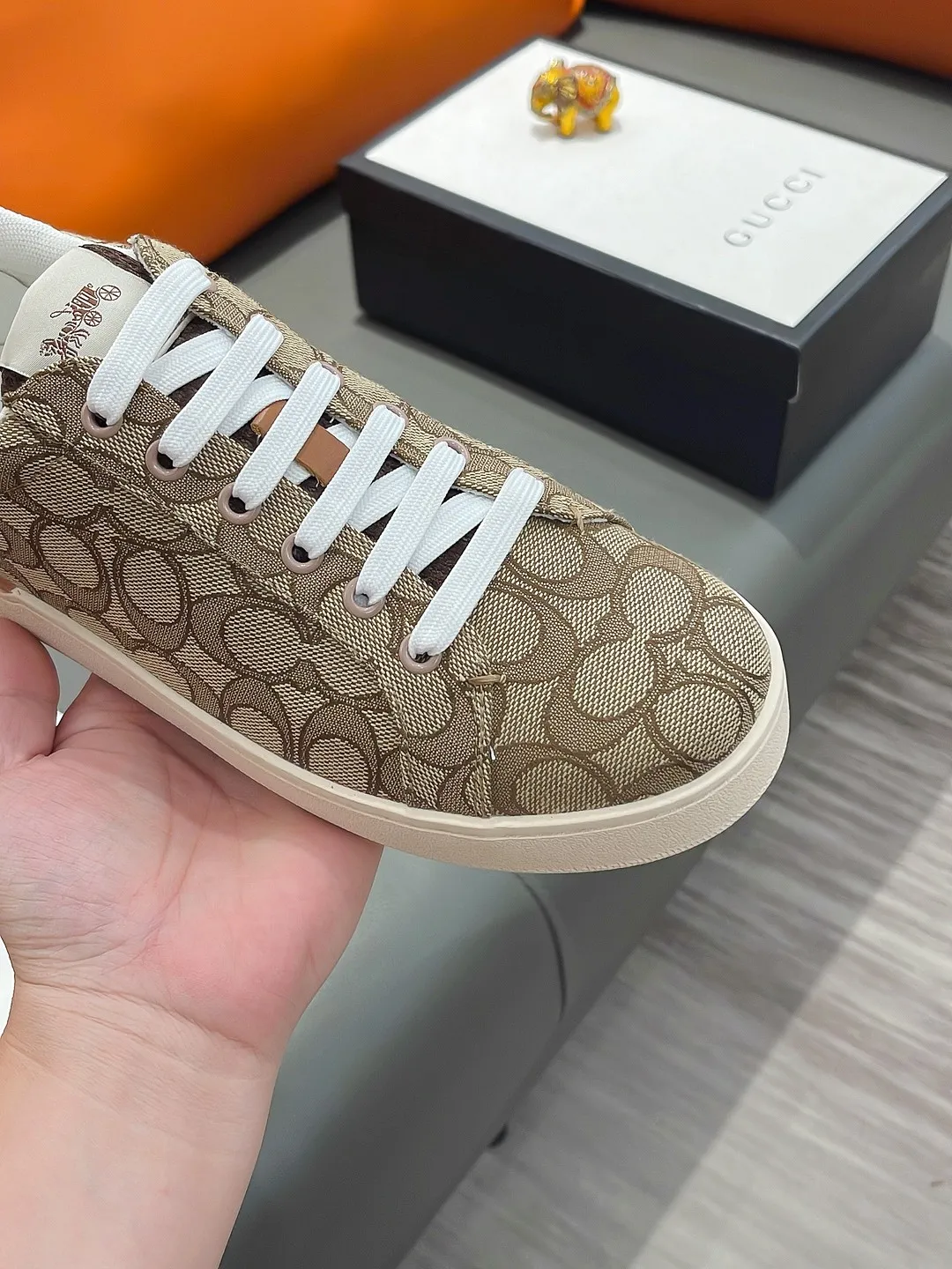 Men's shoes GUCCI "Gucci" P400 Regular size: 38-44 (casual shoes) Product materials: Selected cowhide upper, soft sheepskin lining; original outsole.